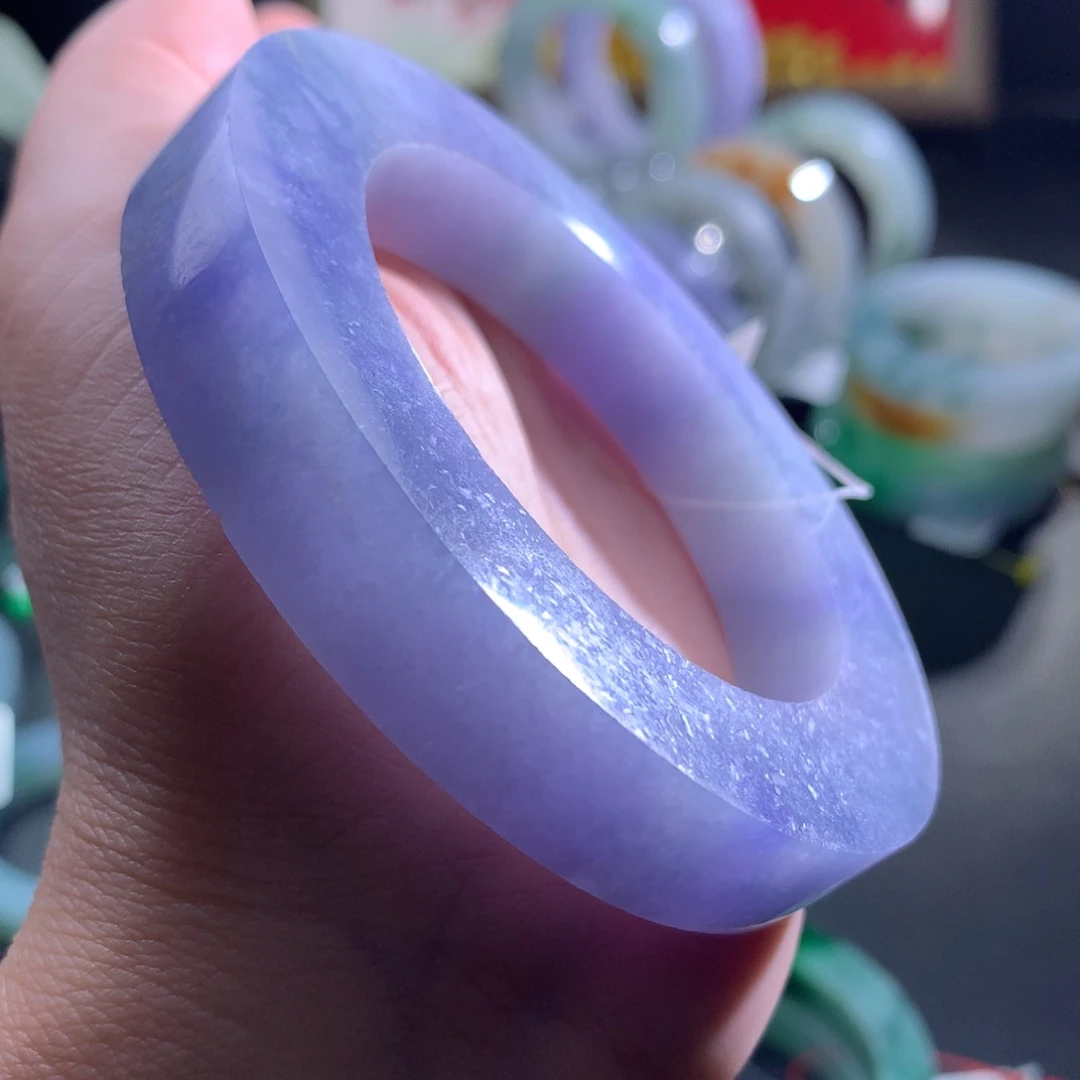 定制翡翠未镶嵌翡翠手镯