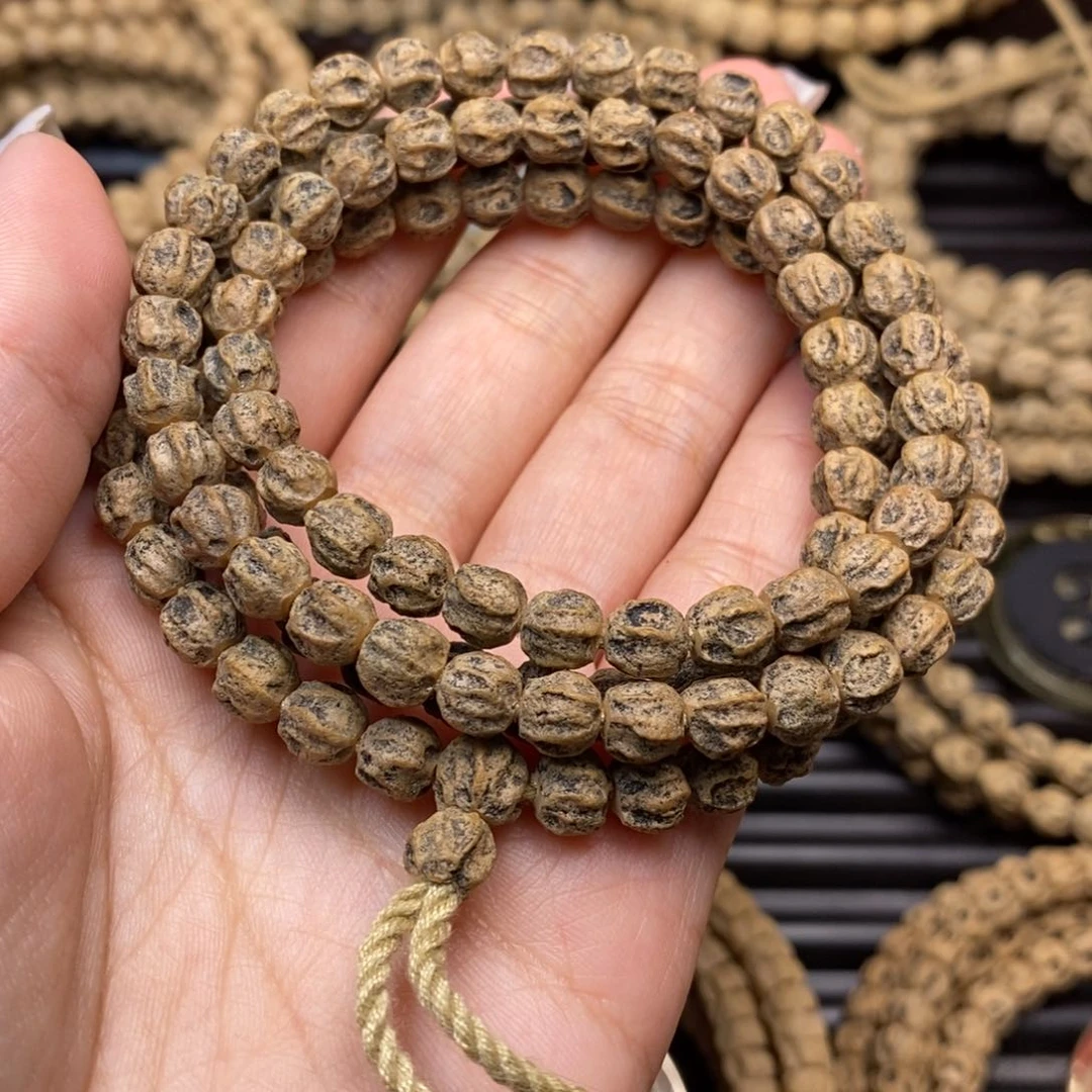 柏香籽/百香籽吊坠冯*