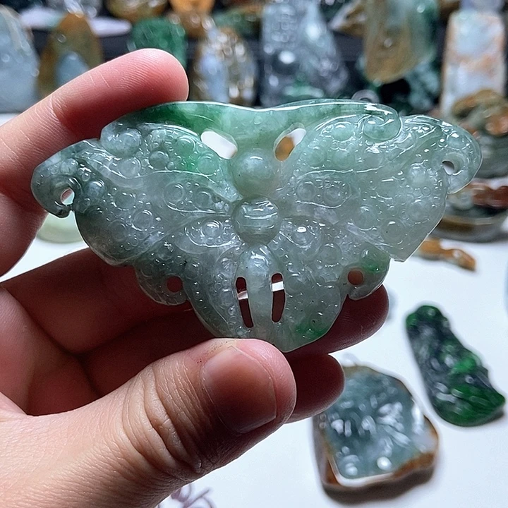 翡翠未镶嵌颈饰翡翠a货