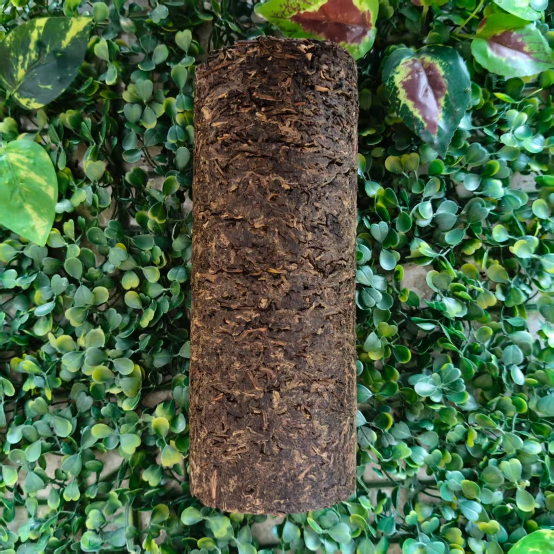 雨腾妹夫  吴氏底蕴"DDD+”圣T调龙柱1000g/柱 生茶