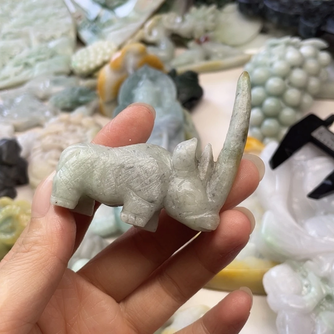 未镶嵌定制翡翠翡翠