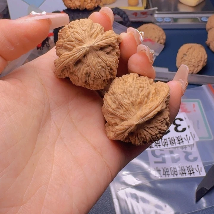 文玩核桃吊坠39南疆329