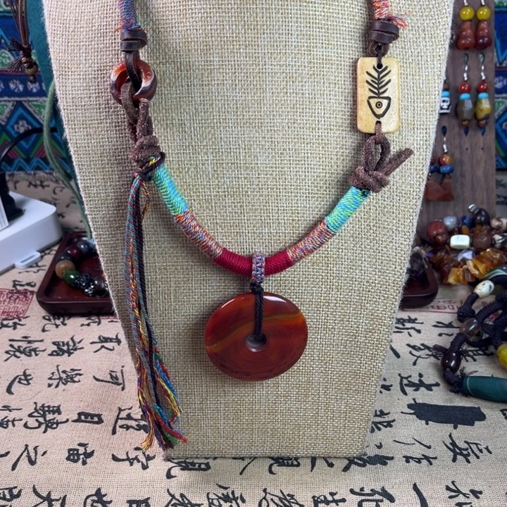 玛瑙/玉髓未镶嵌颈饰