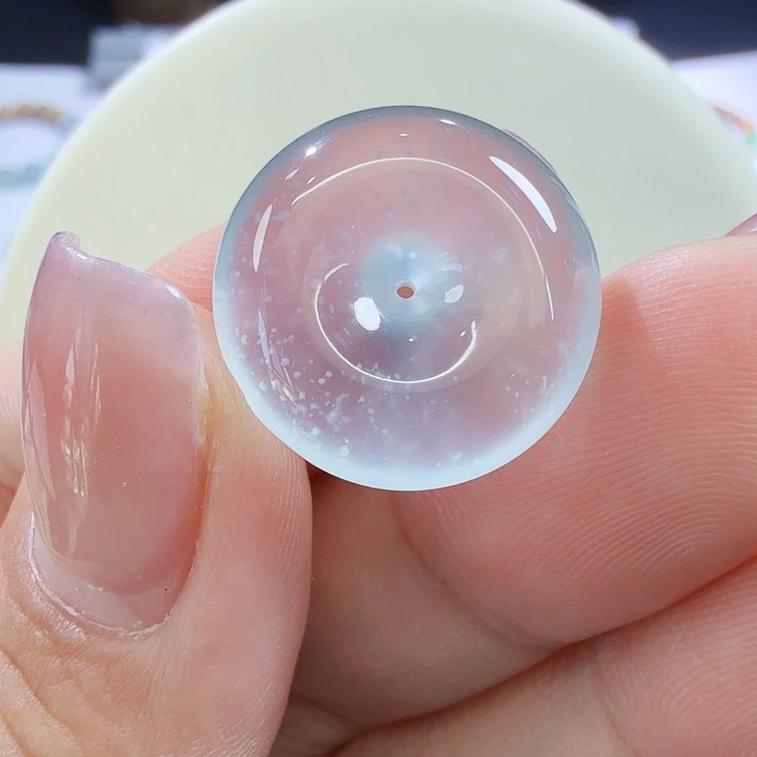 翡翠未镶嵌颈饰裸石