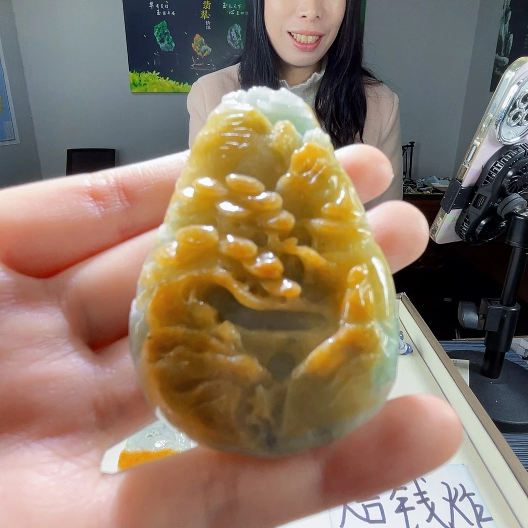 颈饰未镶嵌翡翠翡翠