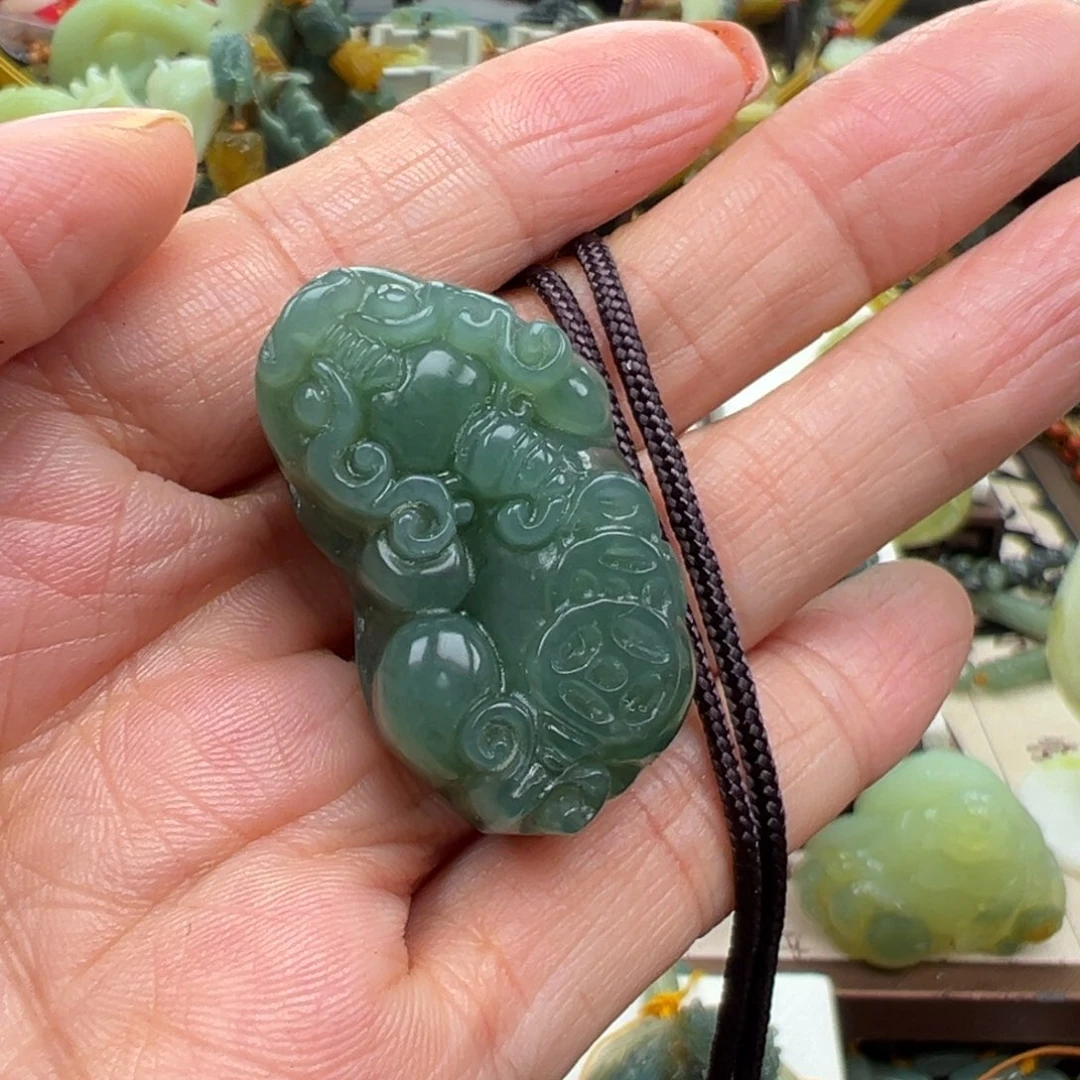 岫玉未镶嵌挂件挂件