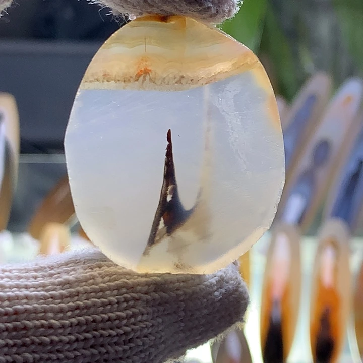 未镶嵌玛瑙/玉髓珠宝半成品93