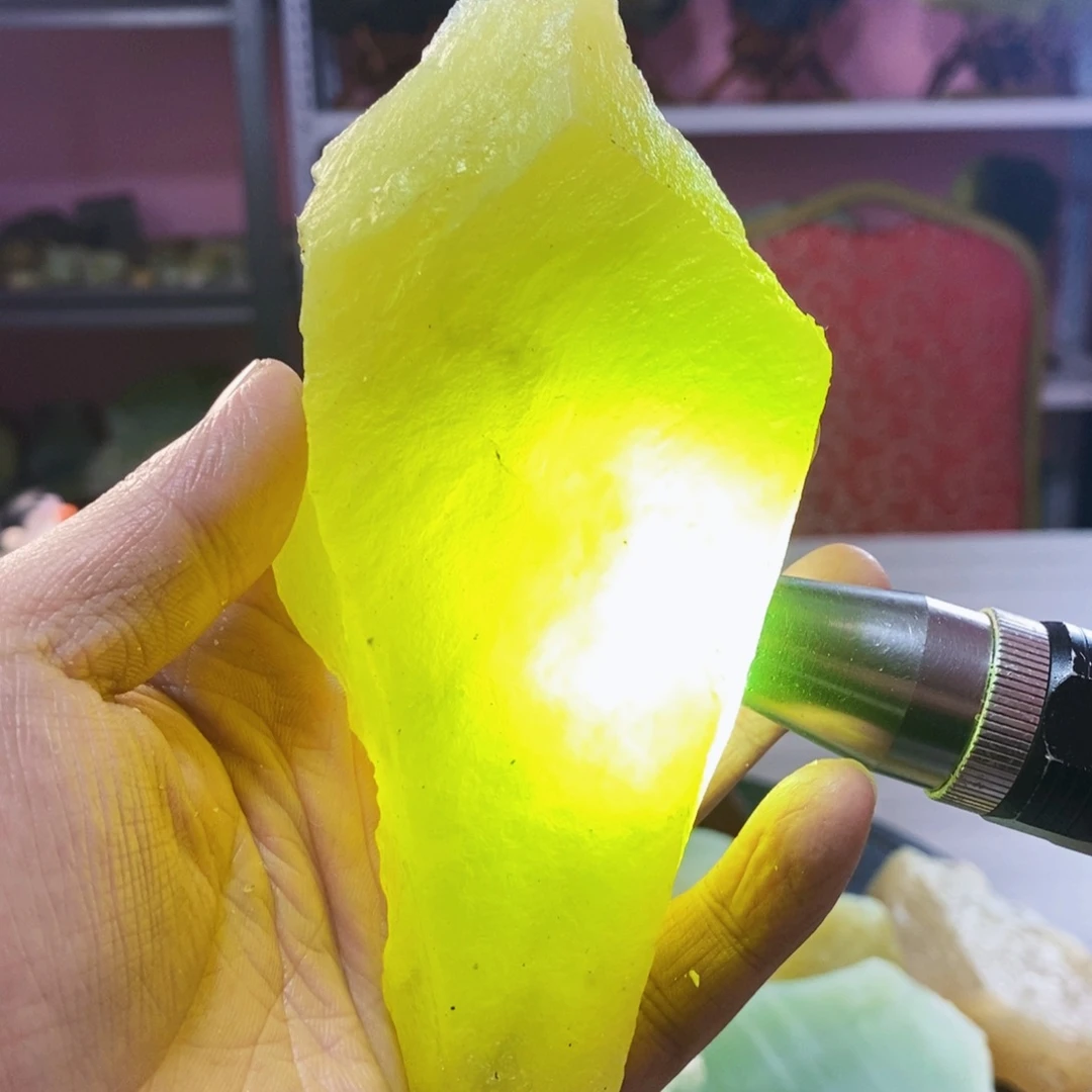 蛇纹石玉未镶嵌岫玉原石蛇纹石玉