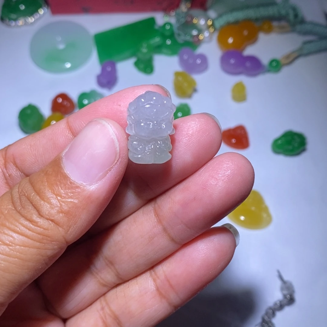 颈饰未镶嵌翡翠蕾90