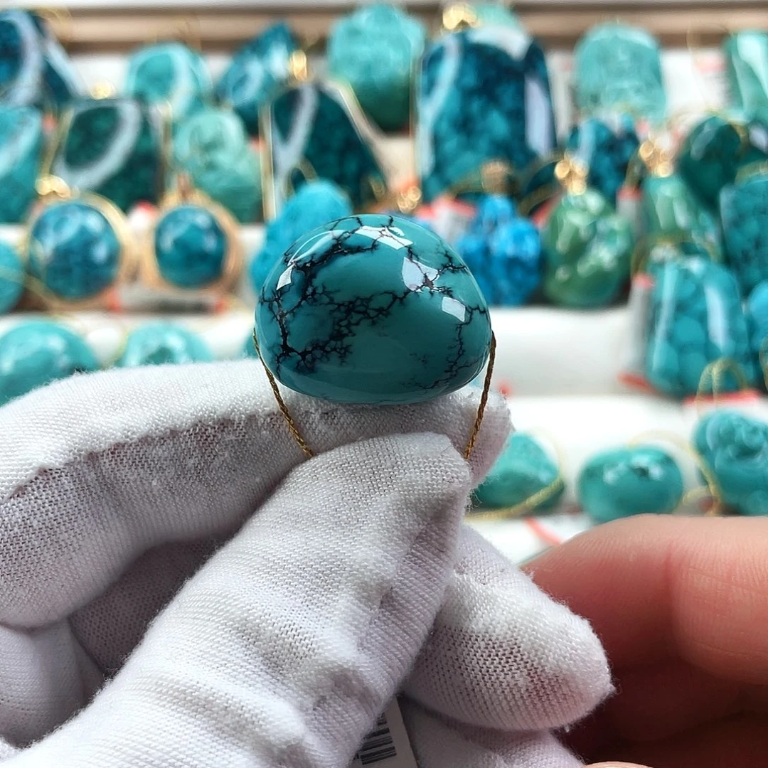 绿松石未镶嵌车挂