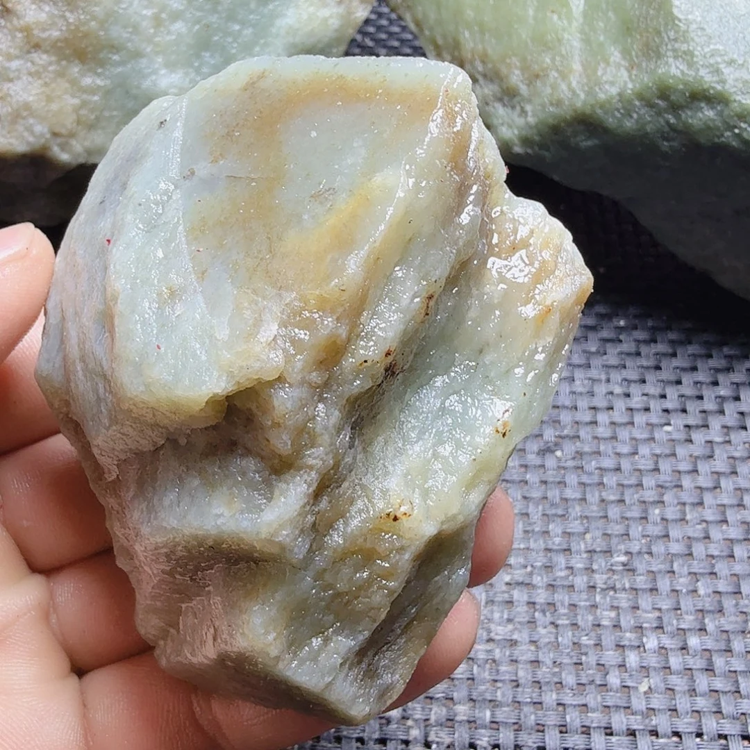 和田玉（糖玉）未镶嵌珠宝半成品