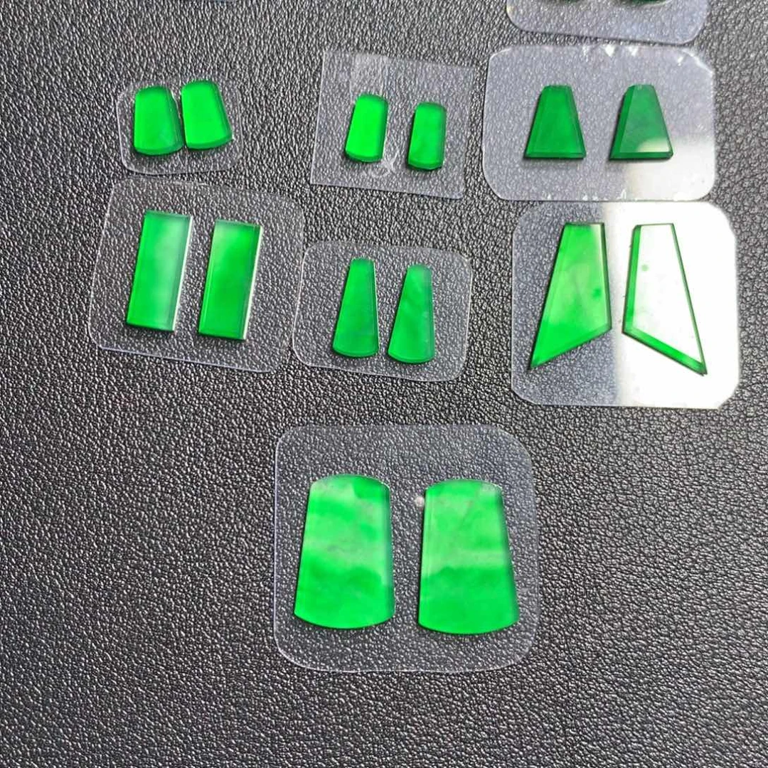 炀***杰散珠翡翠裸石随行10对