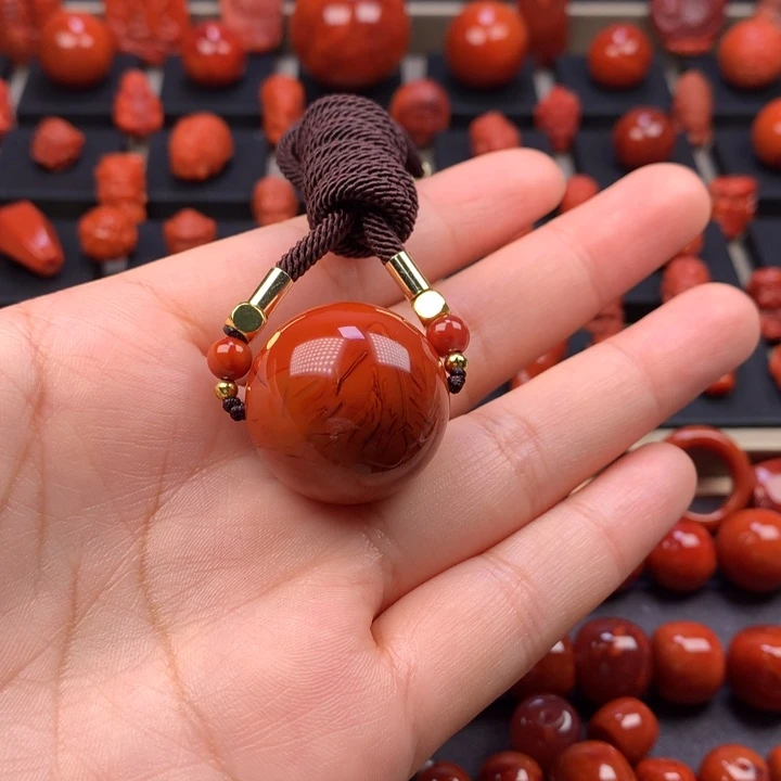 南红玛瑙未镶嵌锁骨圆珠25MM+