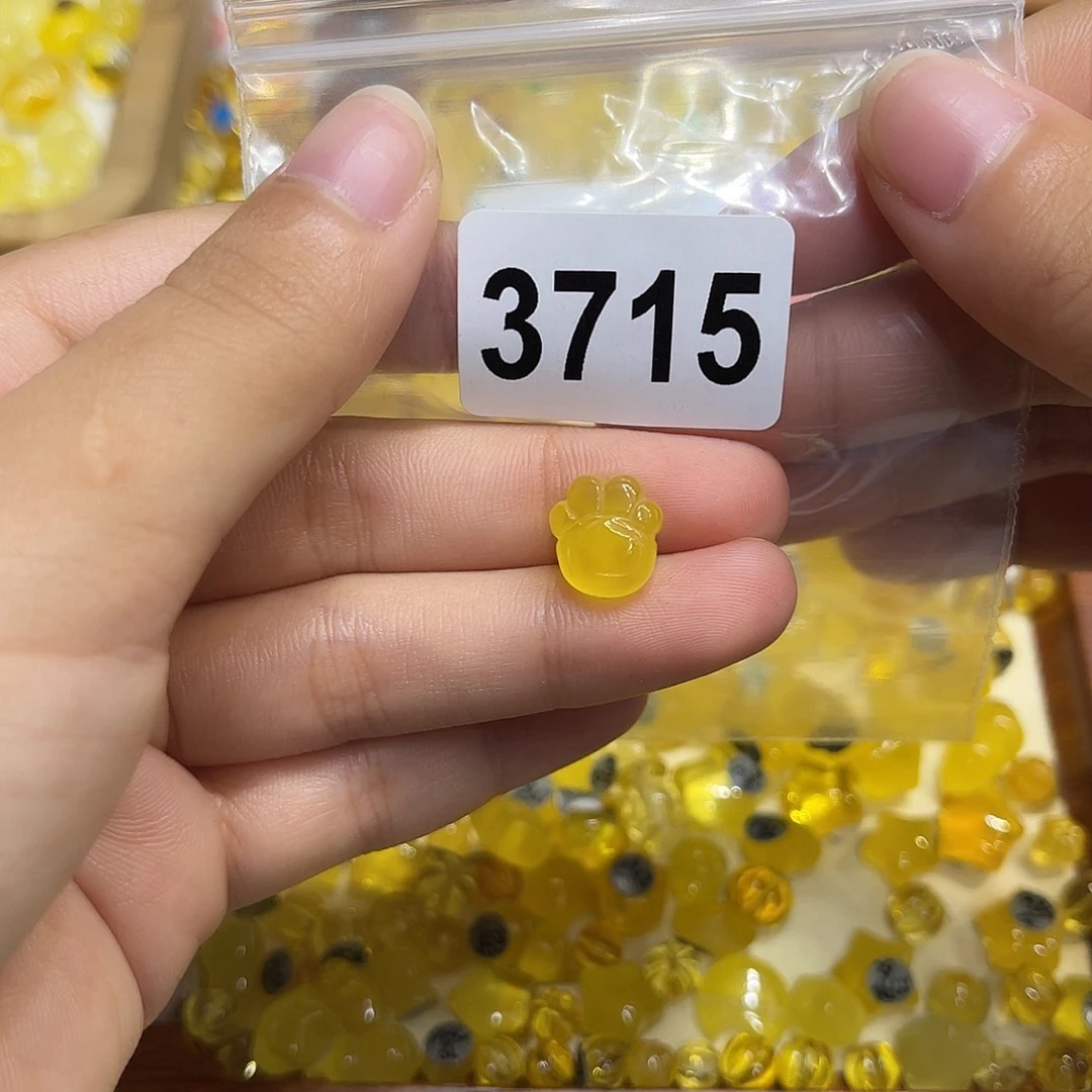 琥珀未镶嵌珠宝奇石