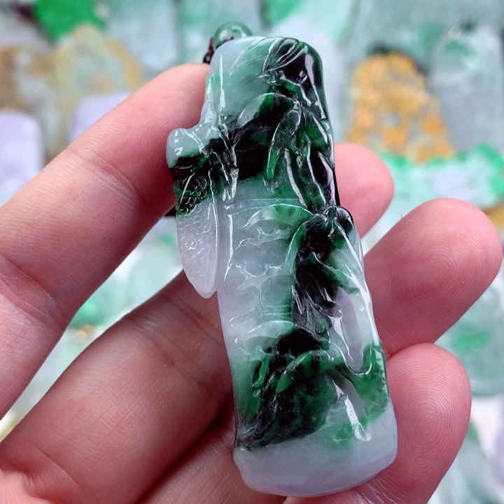 吊坠(不含链)未镶嵌翡翠