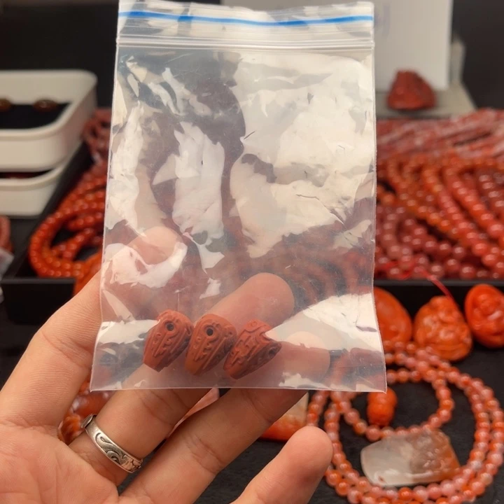 未镶嵌南红玛瑙多样性发货发一南红玛瑙