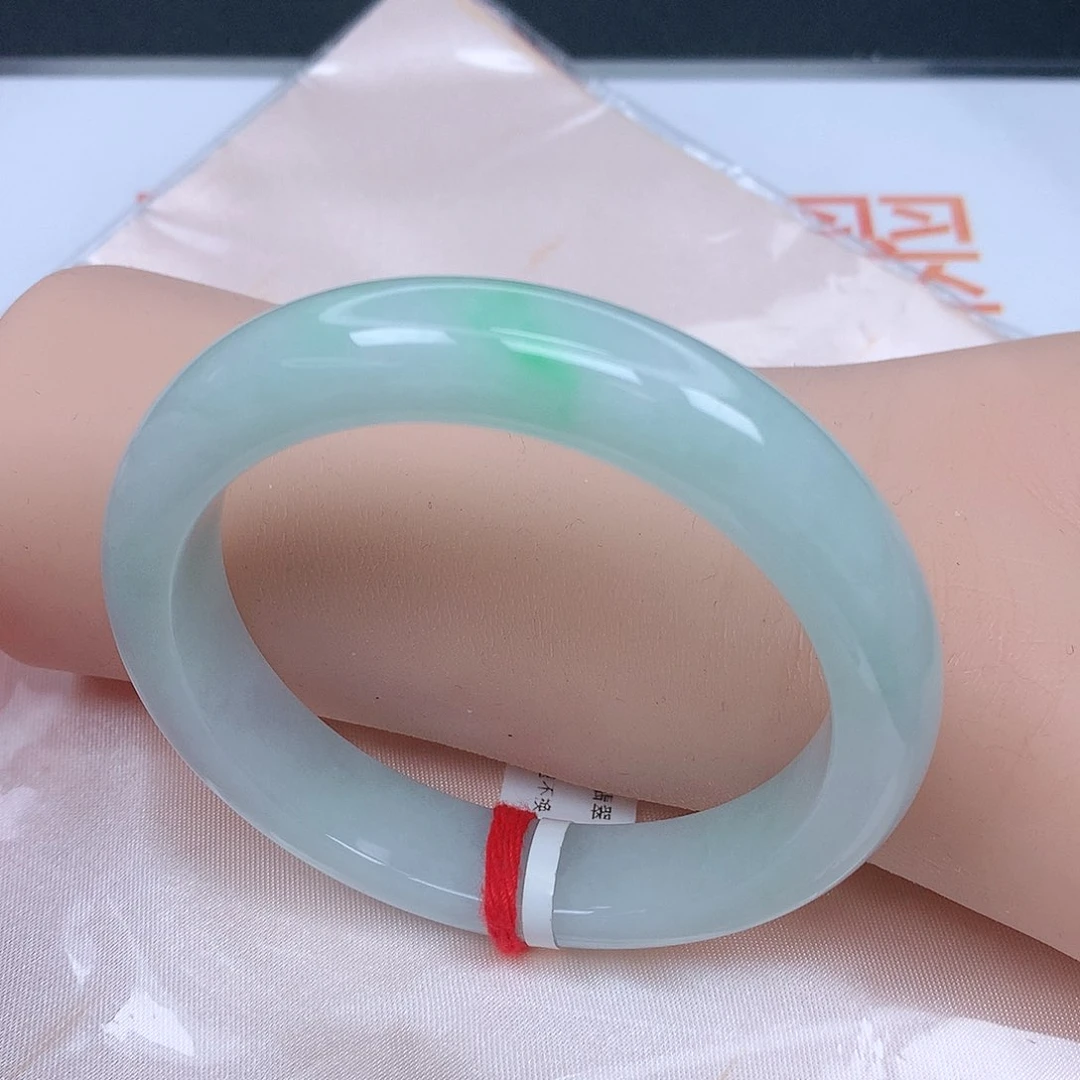【闪购商品】未镶嵌手镯翡翠，58