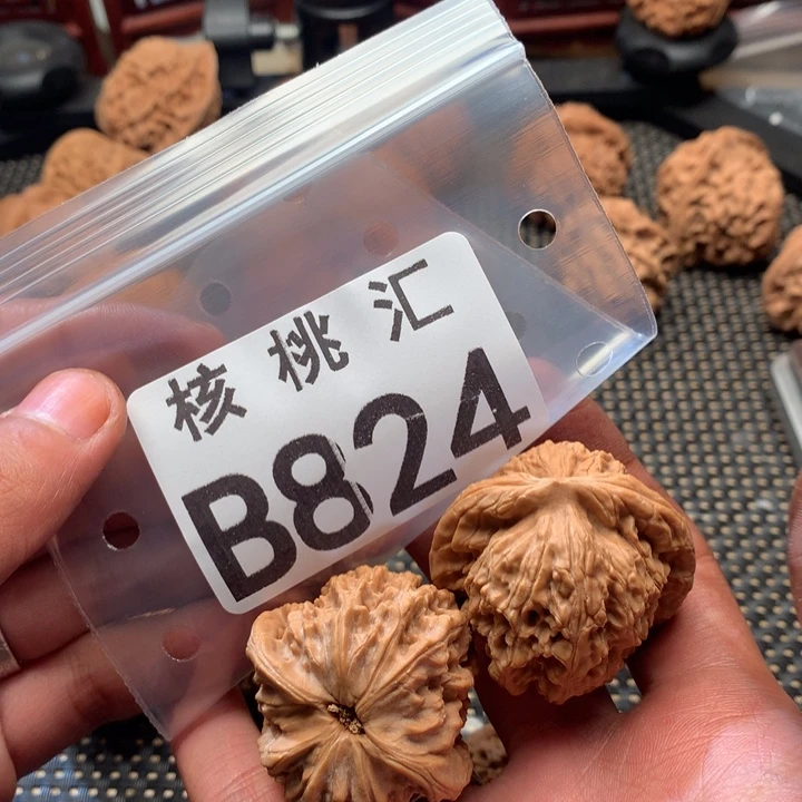 吊坠文玩核桃马老四