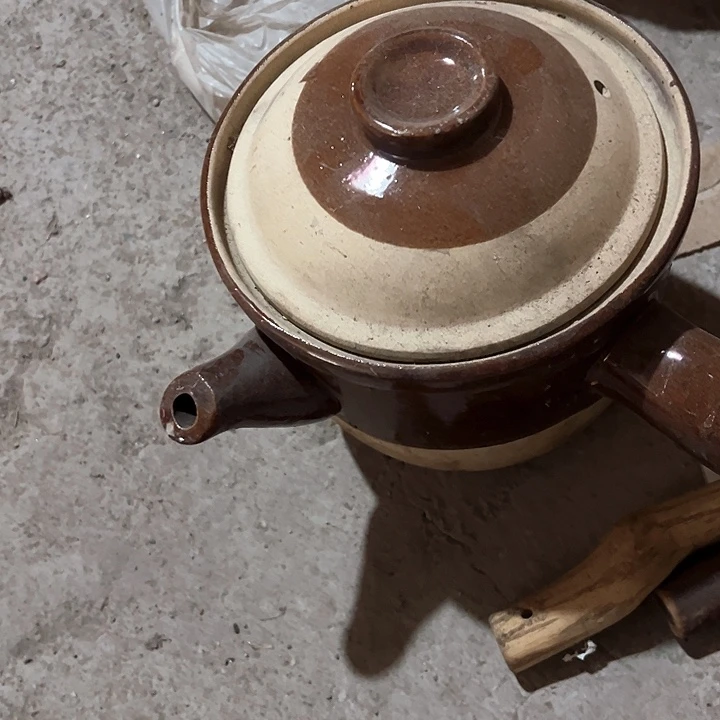 陶瓷盘子碗啥都有