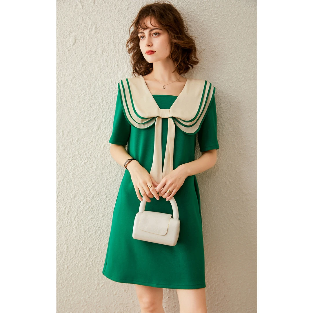 白鹿语夏款时尚可爱撞色大翻领短袖重工拼接蝴蝶结连衣裙HU10027