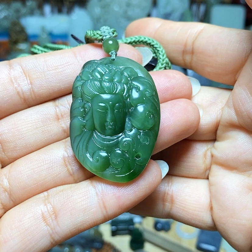 【闪购商品】颈饰未镶嵌和田玉法*
