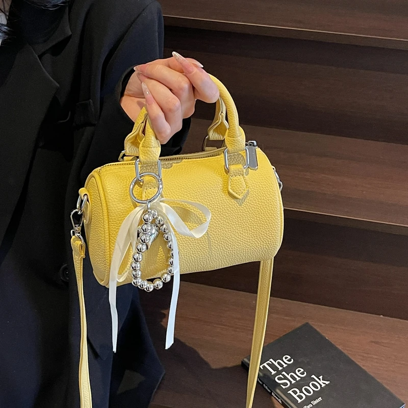 夏天迷你小包包女2025新款潮流行百搭超火斜挎包手提波士顿枕头包