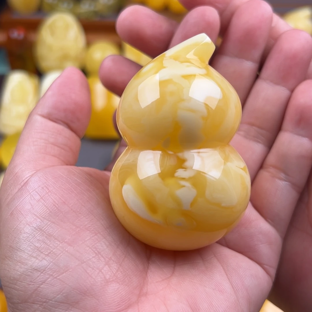 天***音琥珀颈饰未镶嵌纯天然蜜蜡