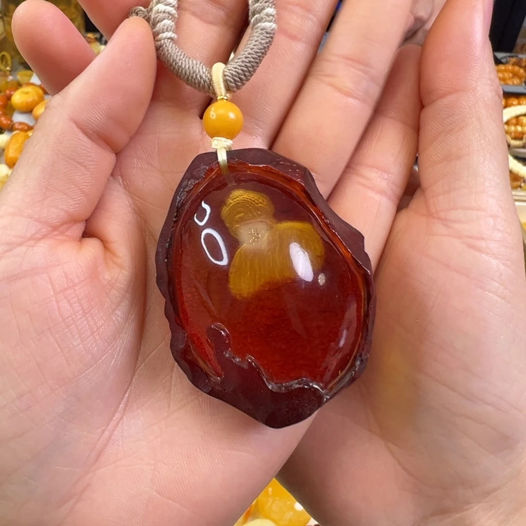 蜜蜡裸石未镶嵌哇**喔琥珀