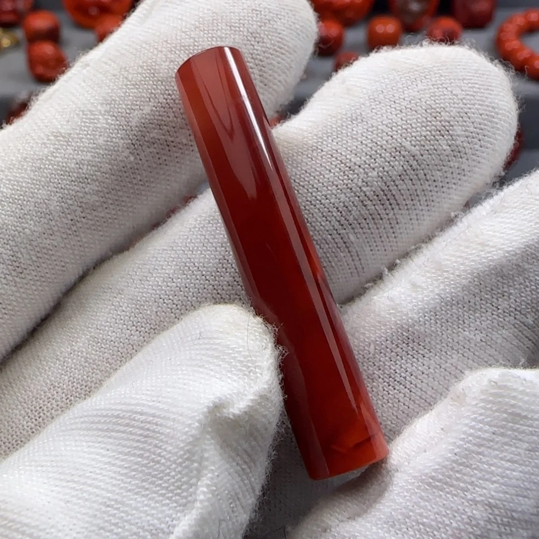 南红玛瑙未镶嵌圆柱7.5