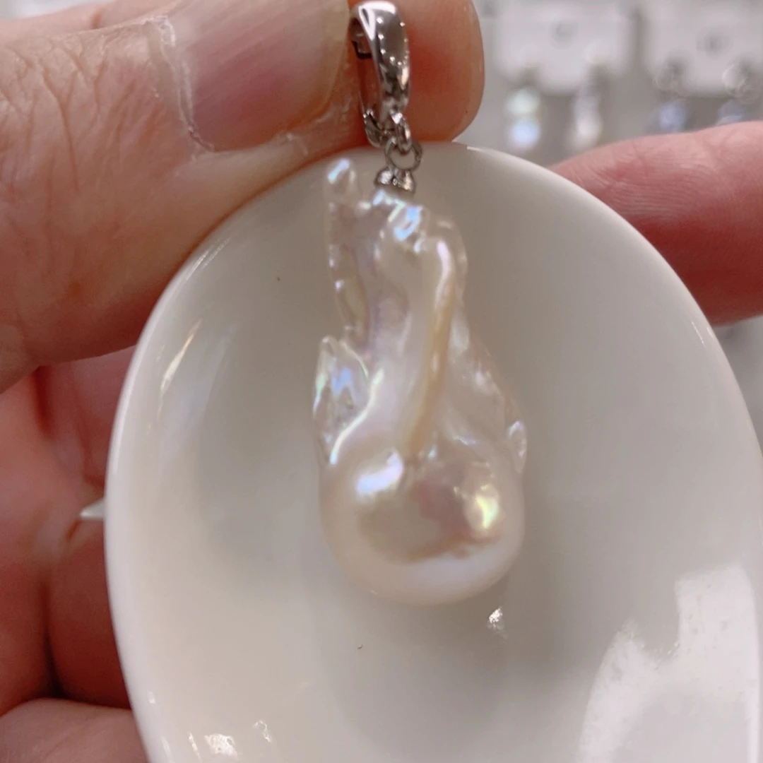 颈饰淡水珍珠未镶嵌