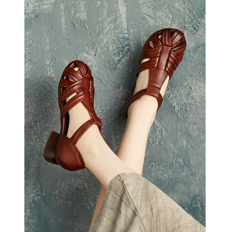 夏季款英伦风真皮圆头手工编织软底镂空罗马包头凉鞋妈妈鞋舒适