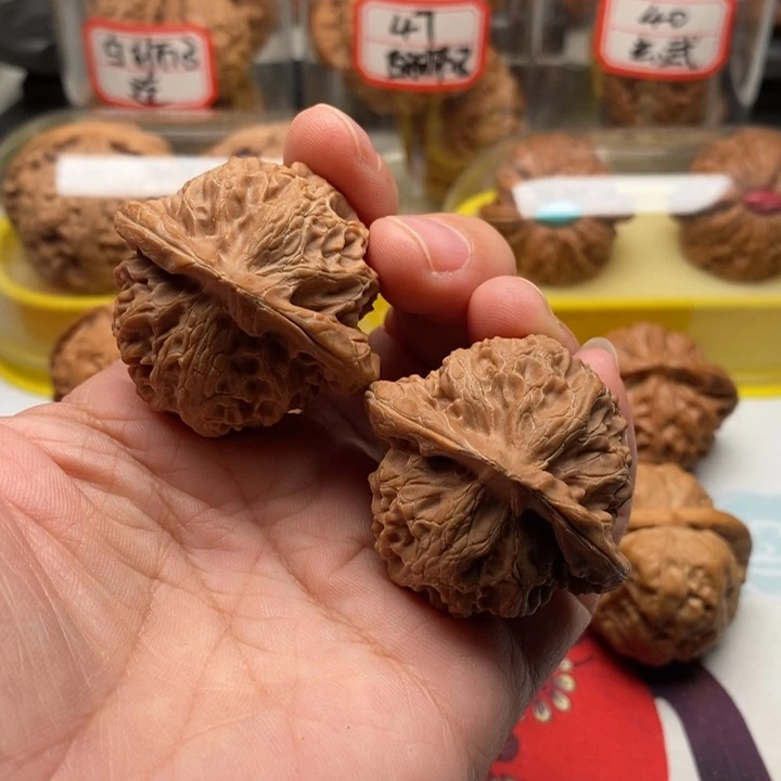 文玩核桃吊坠豁*宫灯