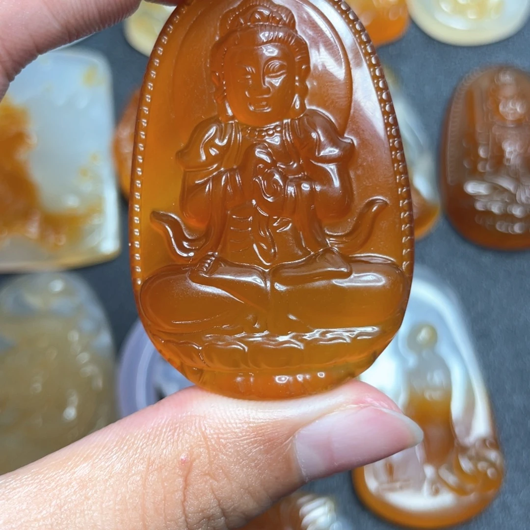 红***叶未镶嵌颈饰玛瑙/玉髓