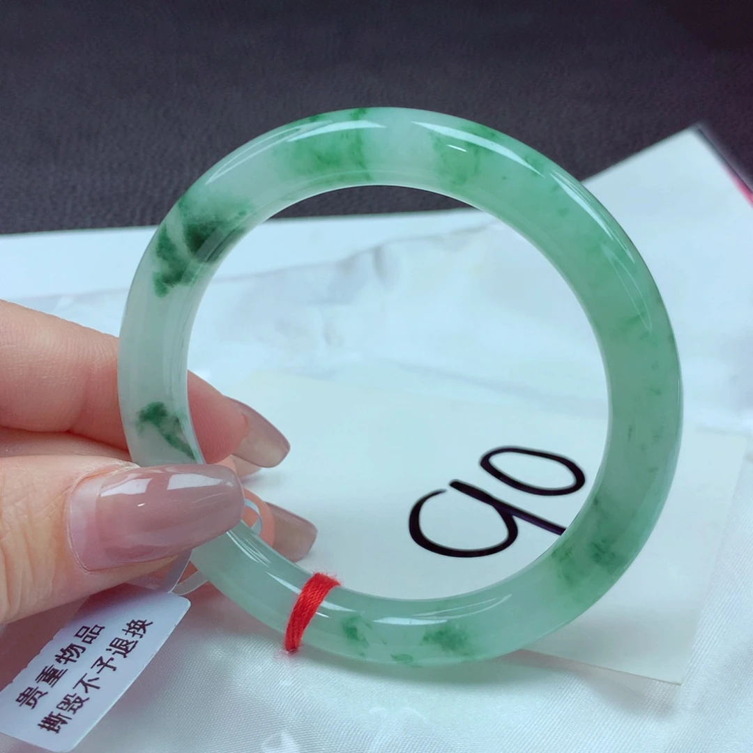 翡翠手镯未镶嵌手镯54