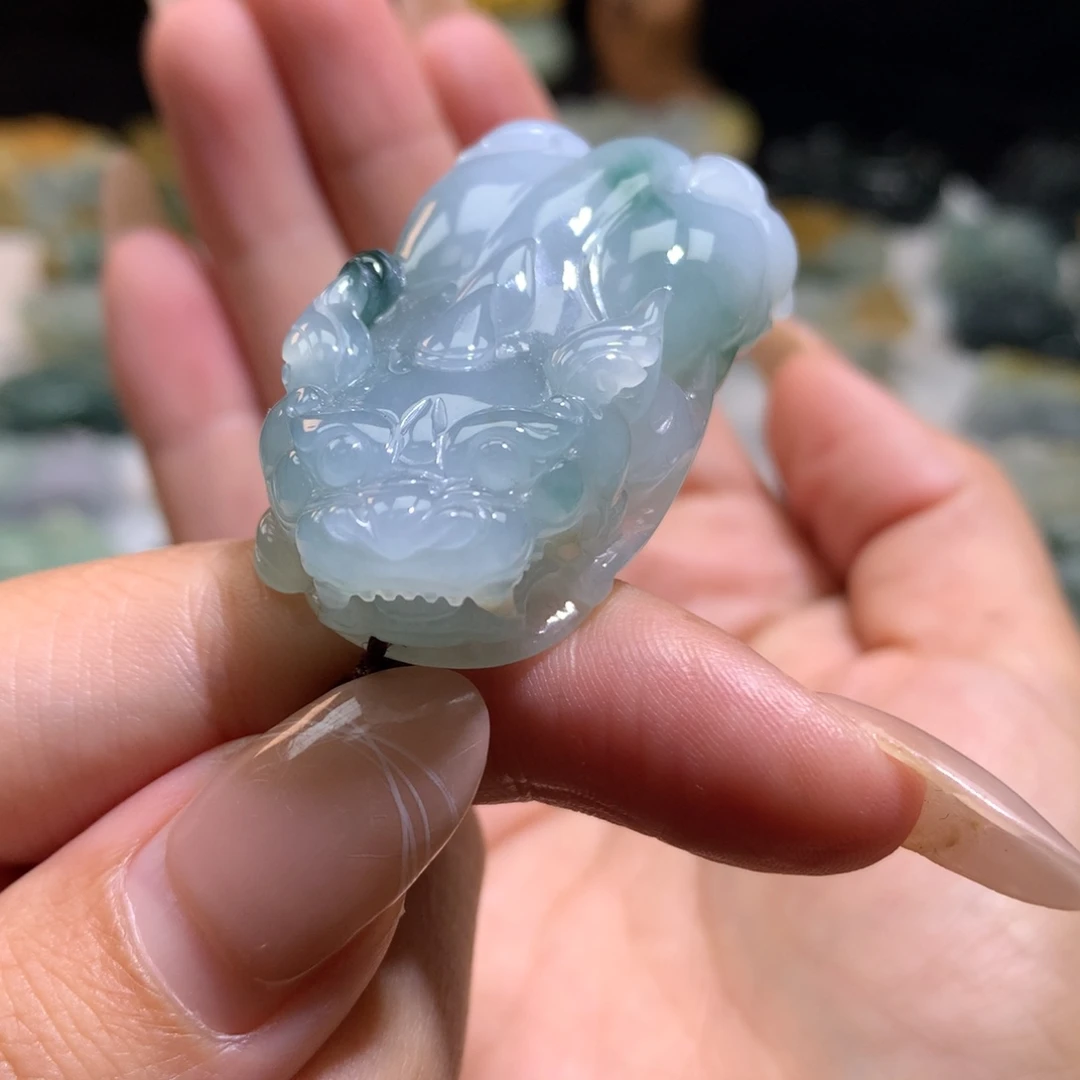 翡翠未镶嵌颈饰翡翠貔貅