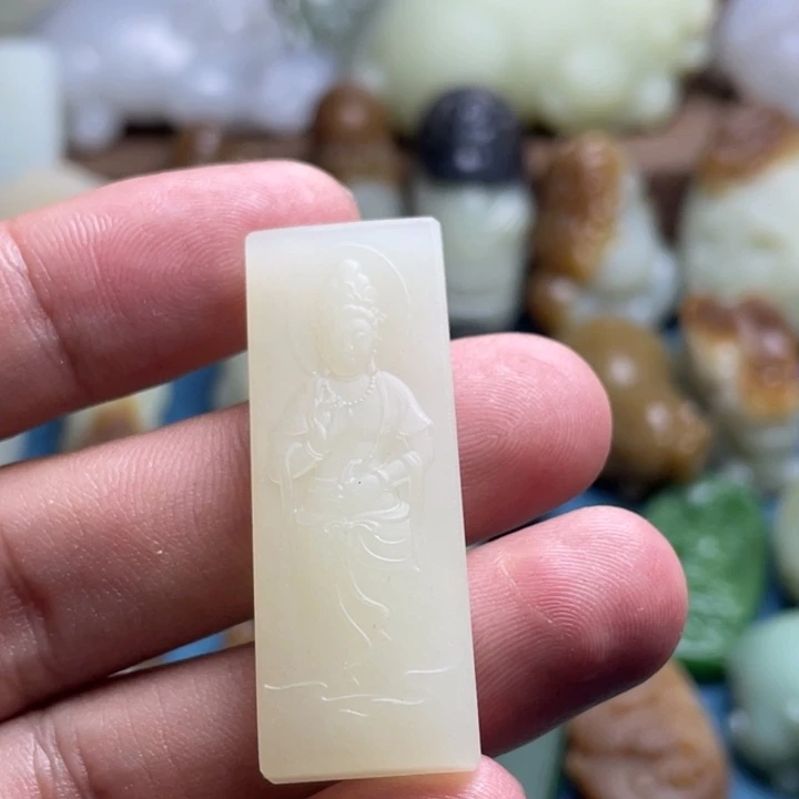 和田玉（糖玉）未镶嵌挂件