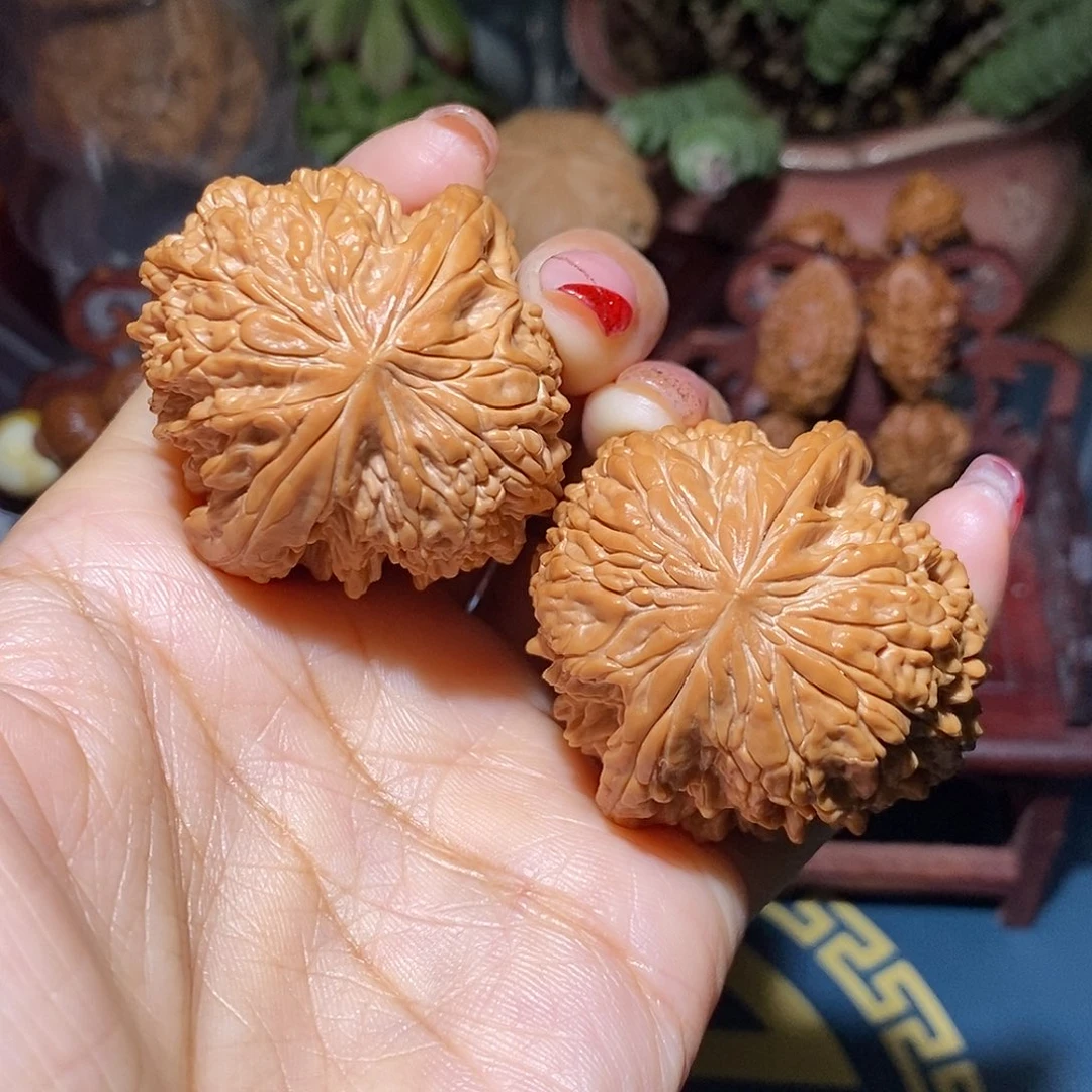 文玩核桃把件43暴雪