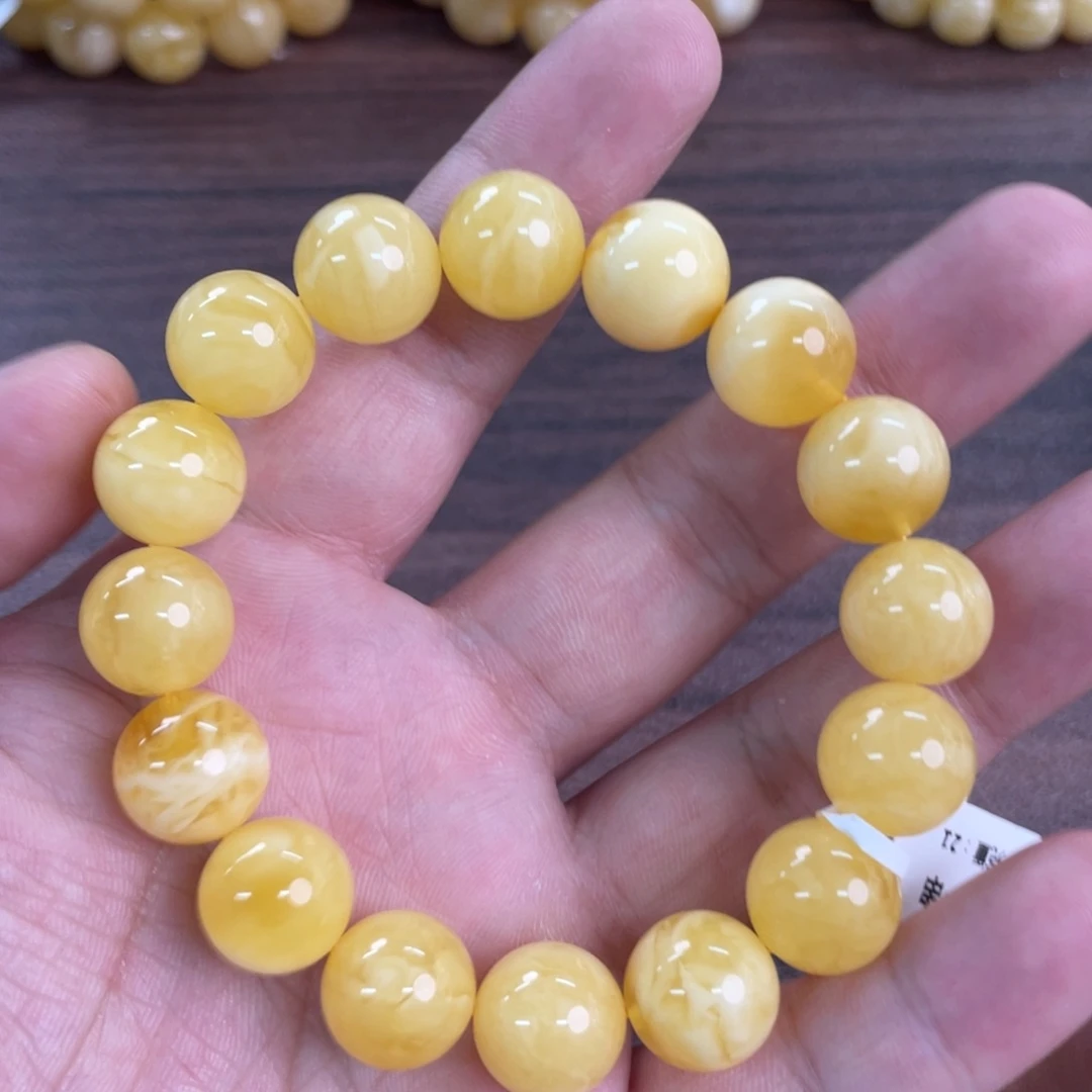 未镶嵌琥珀裸石010000000