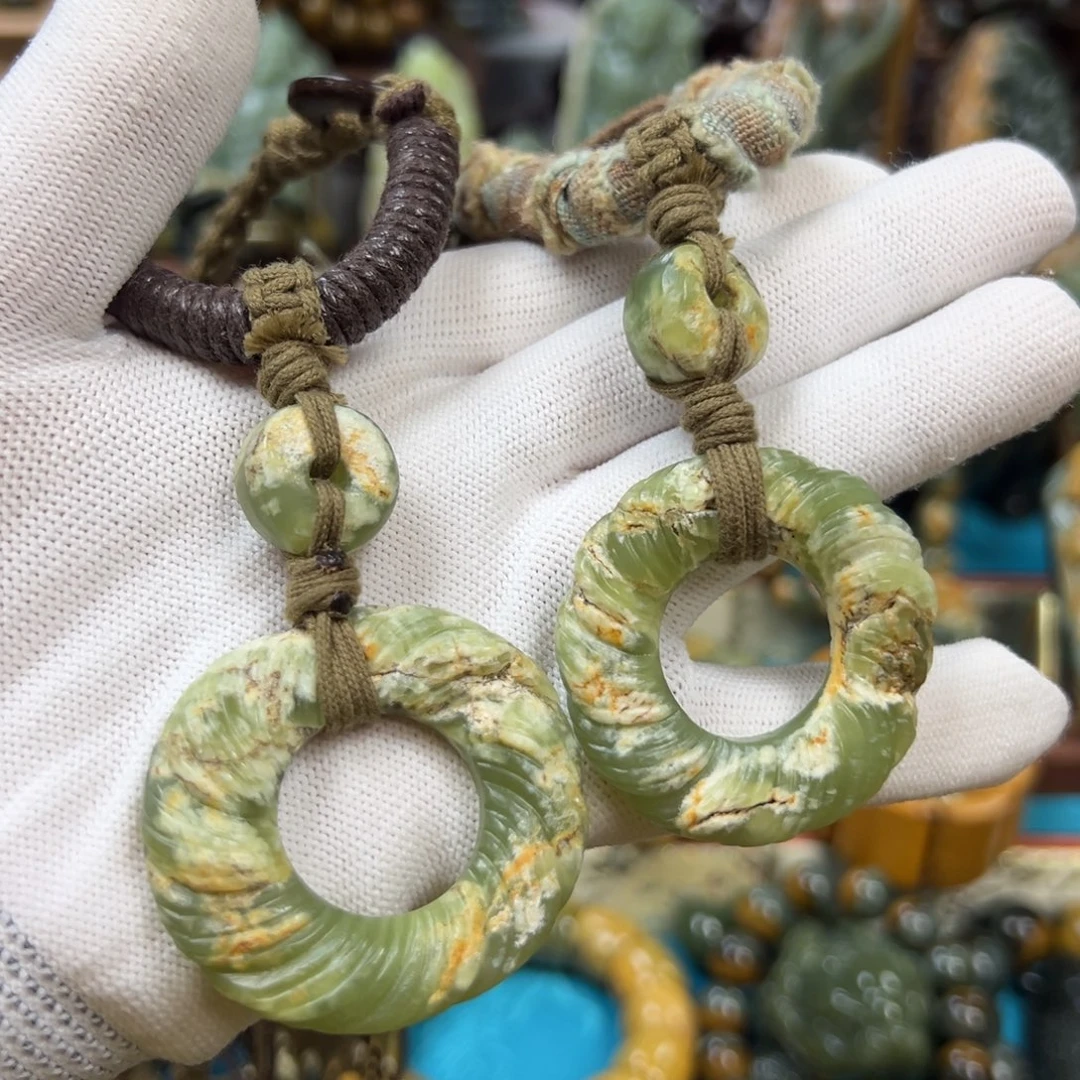 行***者岫岩河磨玉（透闪石质玉）未镶嵌吊坠(不含链)