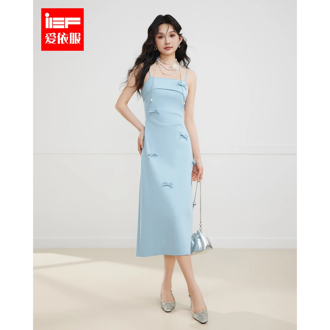 IEF/爱依服2025吊带夏季气质露肩气质设计师长款小众收腰连衣裙