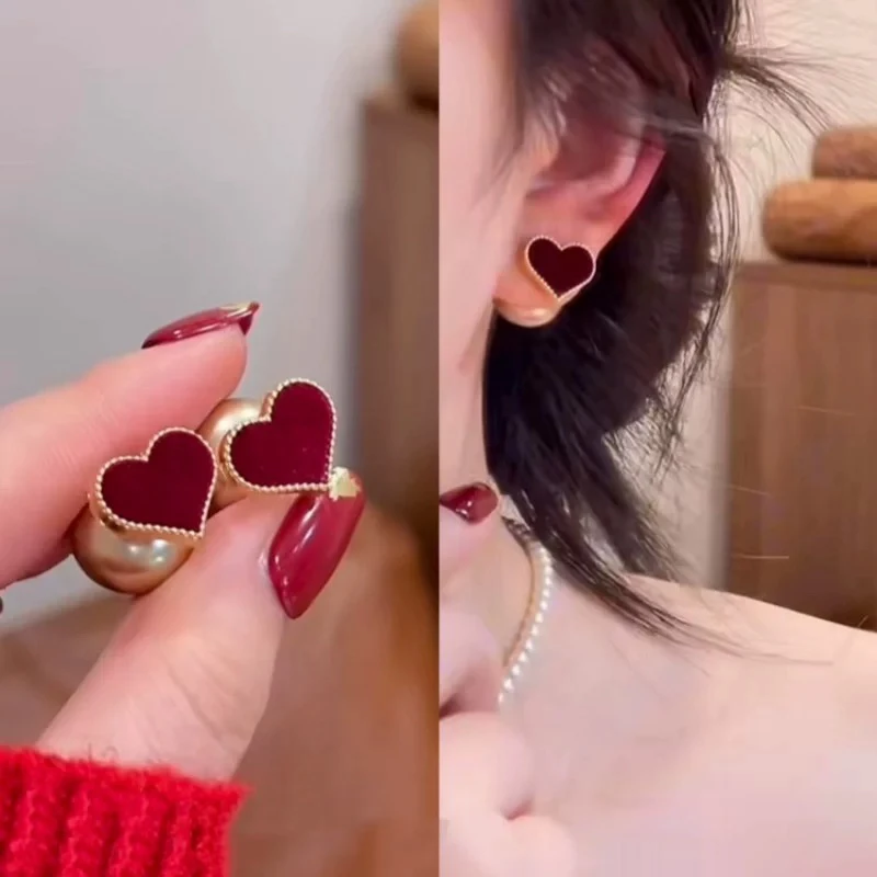 铜合金耳饰 甜心~两戴红桃心简约洋气百搭ins博主风耳钉 A227