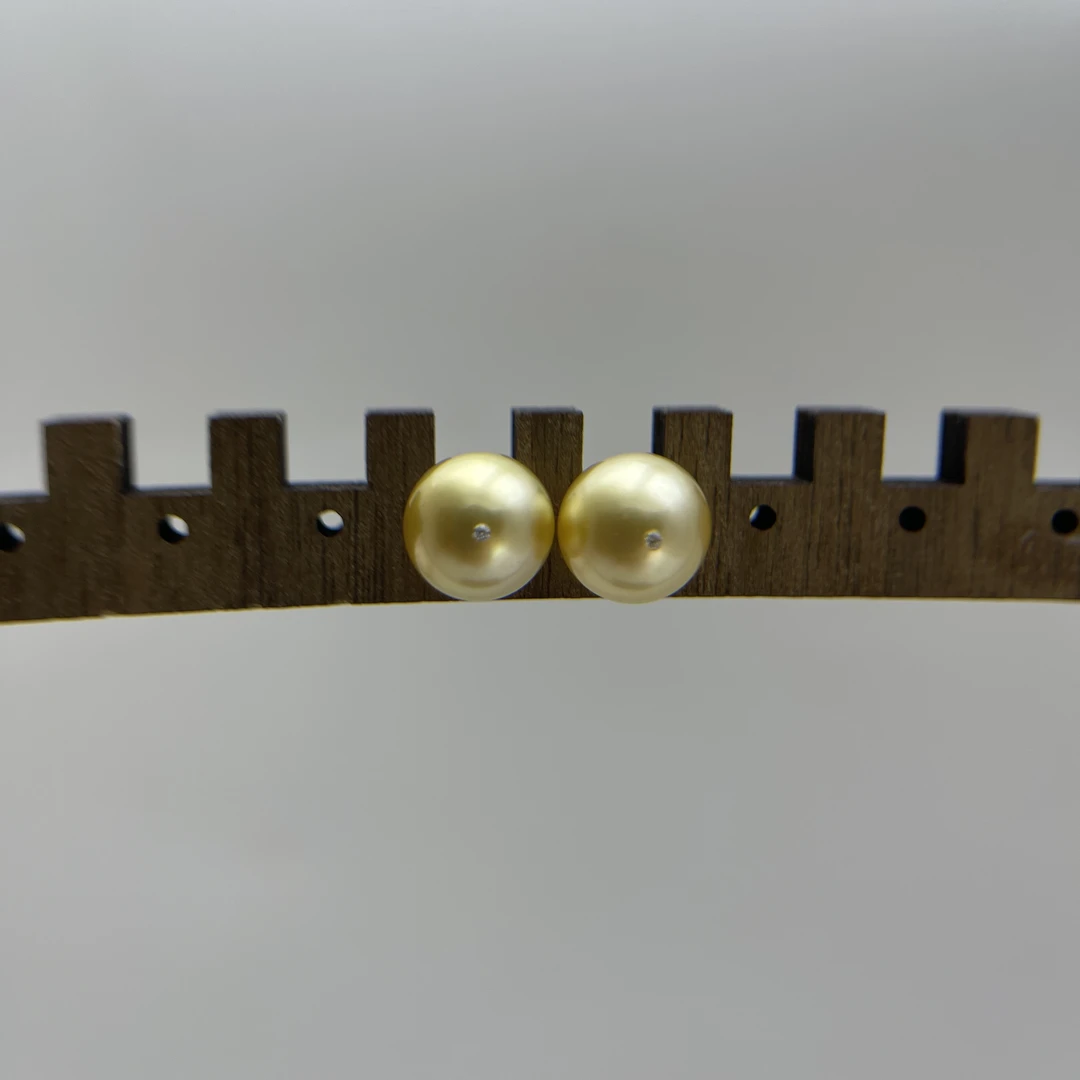 【拆茶金】南洋金珠  9-10mm 18k金 海水珍珠耳钉 浓金