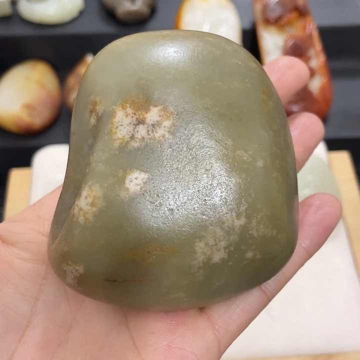 和田玉（糖玉）未镶嵌挂件