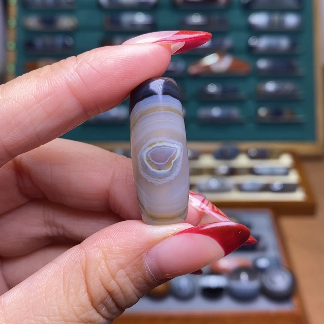 玛瑙/玉髓未镶嵌珠宝半成品