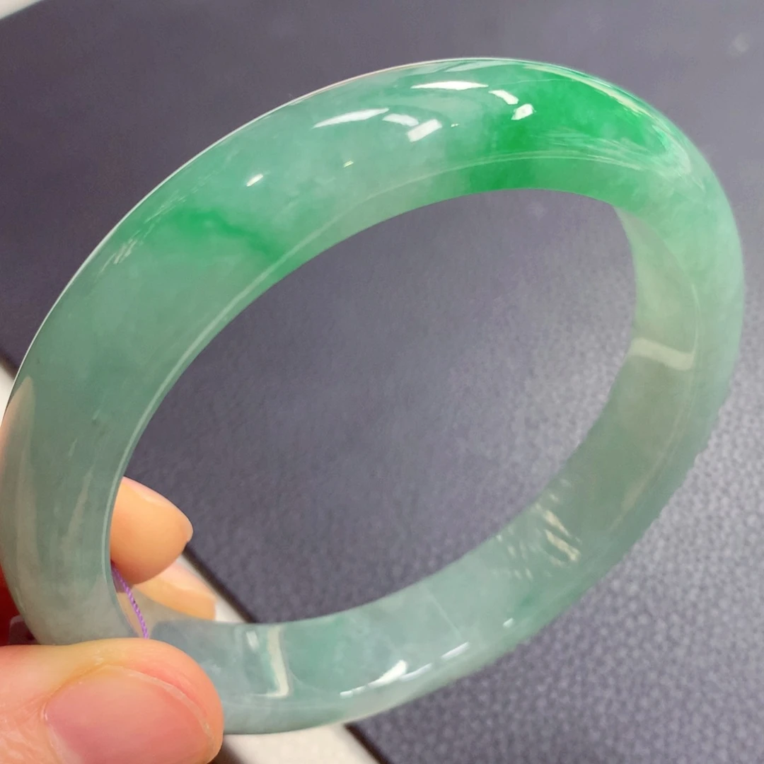 未镶嵌手镯翡翠翡翠