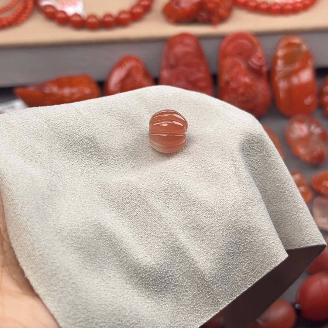 南红玛瑙未镶嵌手链