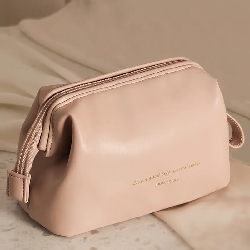 化妆包外出随身携带品2025新款便携高级感方便高颜值方便小收纳袋