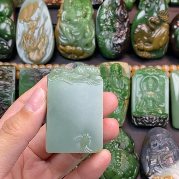 忘***❁和田玉未镶嵌颈饰