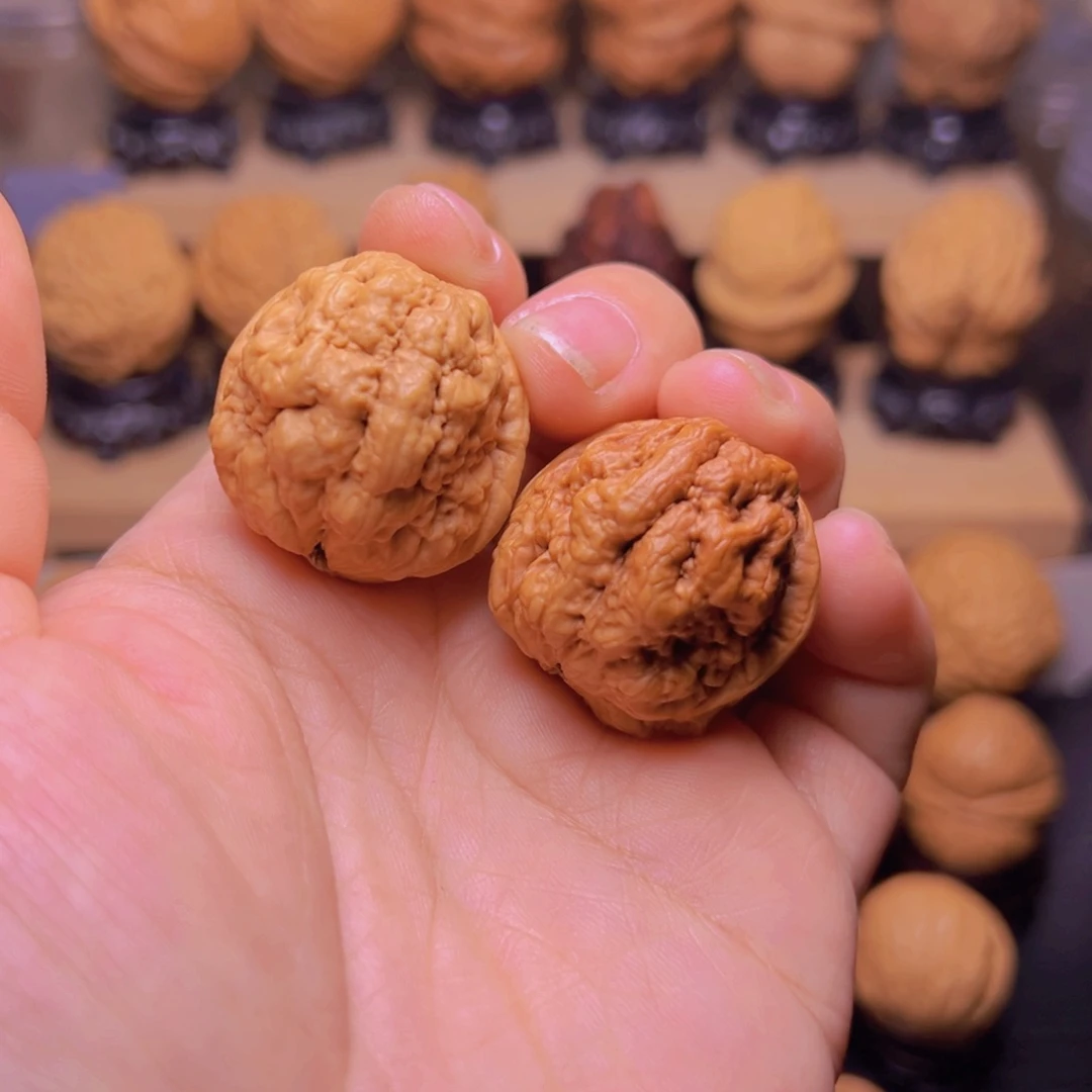 文玩核桃吊坠7w血舍利34尺