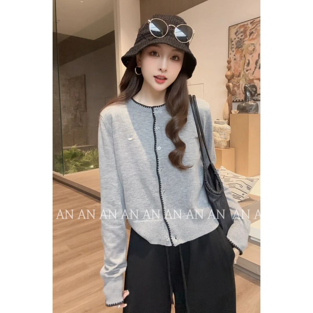 C08312秋季新款简约气质休闲风百搭撞色边圆领长袖针织衫